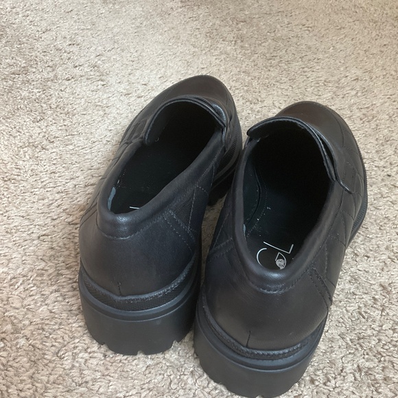 AGL Women's Mary Soft Quilted Loafers - Picture 5 of 7